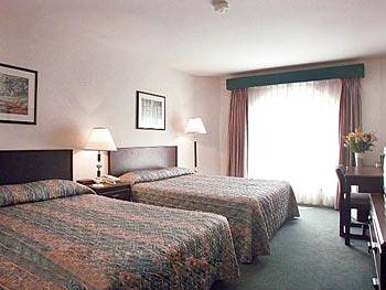 Executive Hotel Harrison Hot Springs 02.[1]